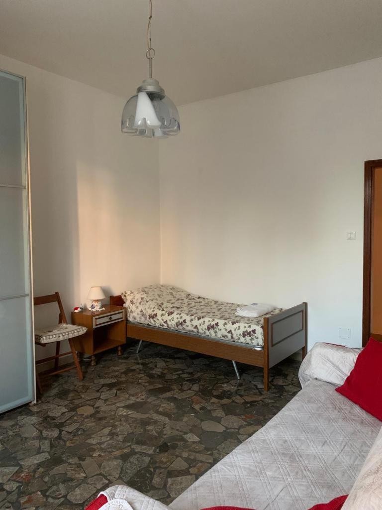 Comfortable Apartament 2 Bedroom Suitable 2-5 Pax Bologna Exterior foto