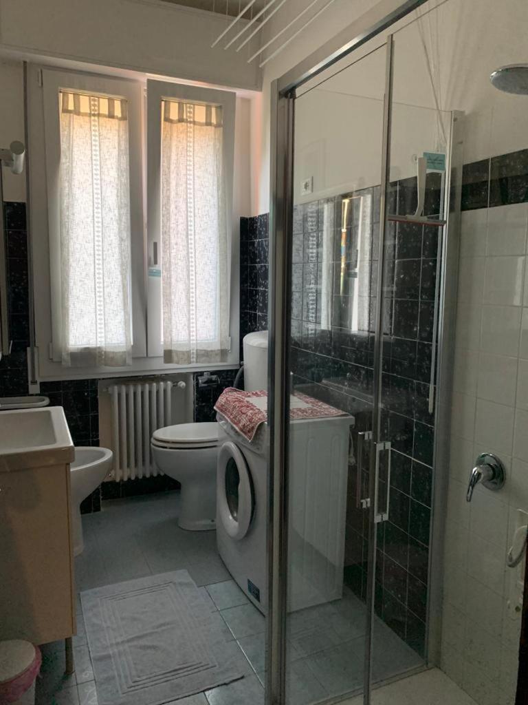 Comfortable Apartament 2 Bedroom Suitable 2-5 Pax Bologna Exterior foto